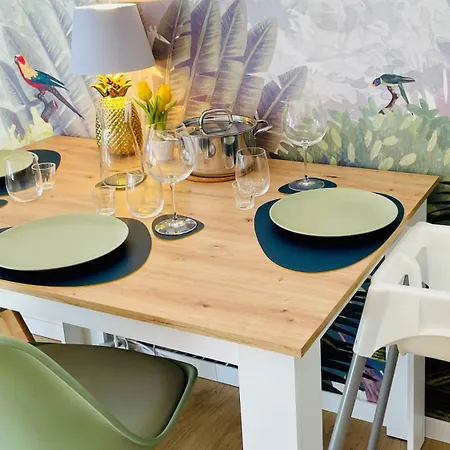 Apartment Fewozauber - Dom Oase, Zentrum, Terrasse, Business, Familie, Haustiere Schwerin (Mecklenburg-Vorpommern)